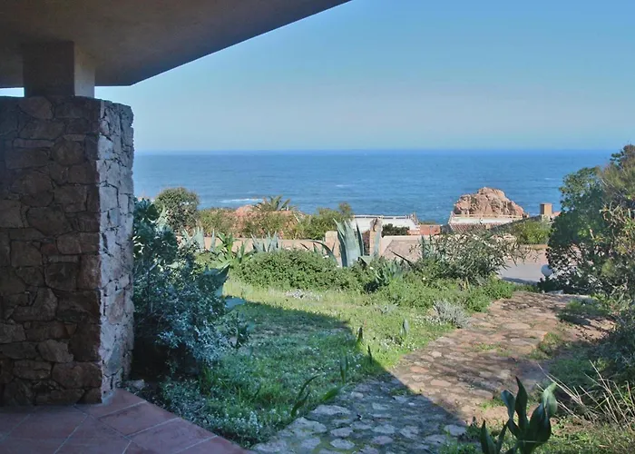 In With Sea Views Ferienhaus *
