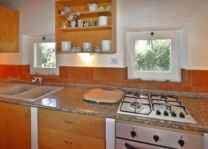 In With Sea Views Ferienhaus *
